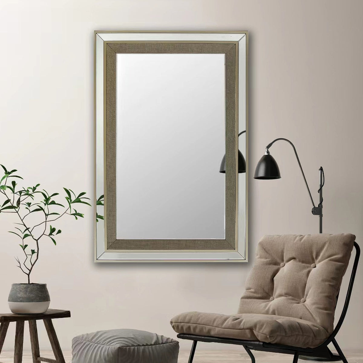 Elegant Rectangular Silver Wall Mirror Featuring Durable Construction
